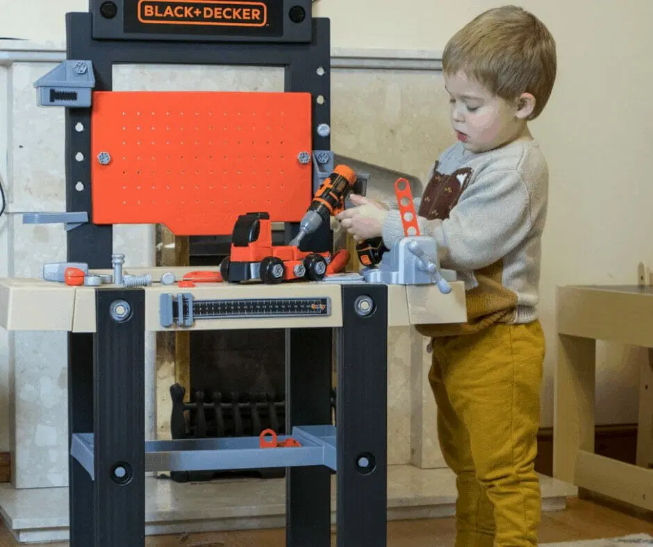 Black and decker on sale workbench toy