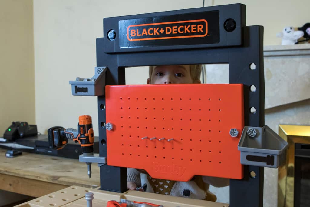 Review The Smoby Black and Decker Centre Workbench