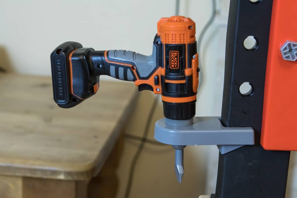 Review The Smoby Black and Decker Centre Workbench